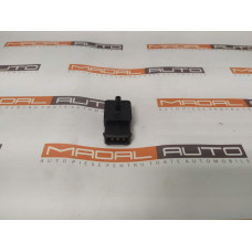 Датчик давления наддува MR577031