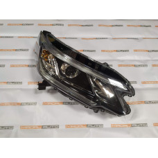 Фара правая HONDA CR-V 33101-T1G-G61