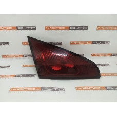 Фонарь задний на крышке багажника левый MITSUBISHI COLT 8337A055