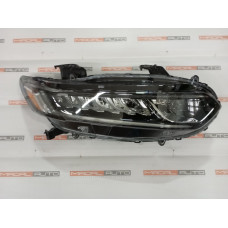 Фара правая HONDA ACCORD X 33100-TVA-A01
