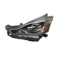 Фара левая TOYOTA PRIUS V 81070-47670