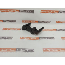 Петля передней левой двери нижняя BMW 41517284535