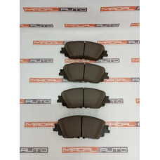 Тормозные колодки передние TOYOTA LEXUS 04465-0E060