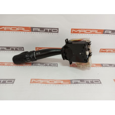 Переключатель на рулевом колесе слева SUBARU 83118FC030
