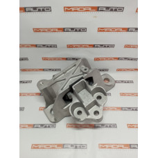 Подушка коробки правая FORD FOCUS 2388441
