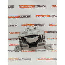 Подушка двигателя правая FORD FOCUS 1811464