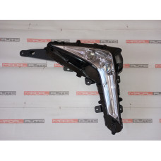 Фара противотуманная левая LEXUS LX 81390-60020