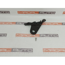 Кронштейн фары средний правый LEXUS NX 81193-78030