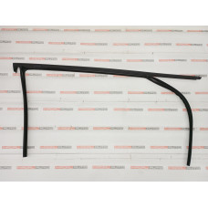 Уплотнитель стекла передней правой двери BMW X5 G05 51337428672