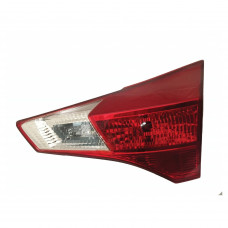 Фонарь задний правый на крышке багажника TOYOTA RAV-4 81581-42050
