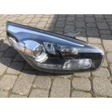 Фара правая KIA CARENS 92102-A4180